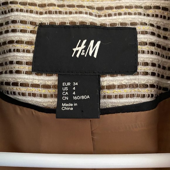 H&M Cropped Blazer - Picture 2 of 2